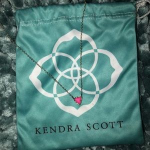 Kendra Scott super cute pink stone necklace!